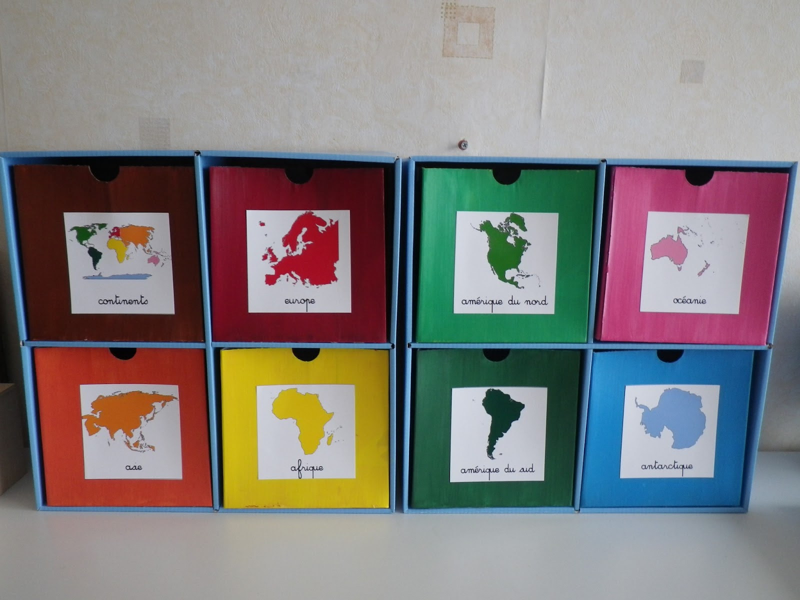Ateliers De Geographie Le Monde Les Continents La Classe D Eowin