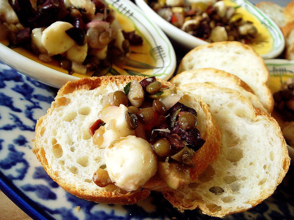 lentil olive salad with fresh mozzarella