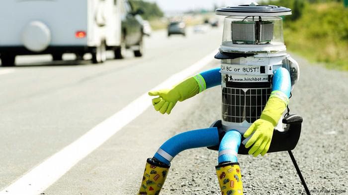 hitchBOT 