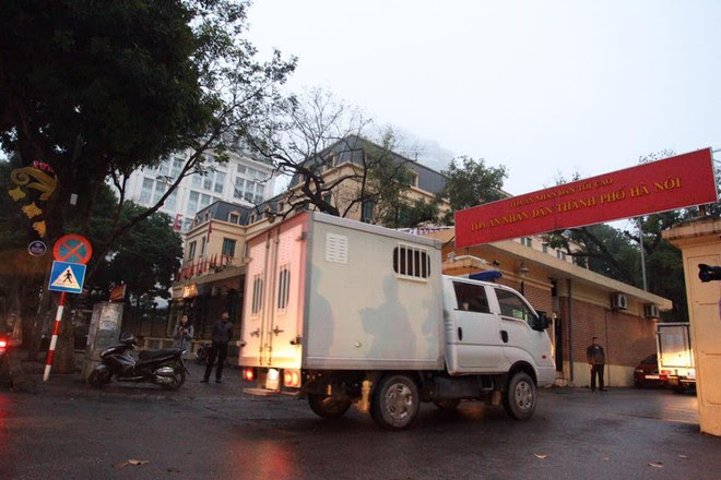 Xét xử ông Đinh La Thăng, Trịnh Xuân Thanh và đồng phạm: Cáo trạng cho rằng Trịnh Xuân Thanh quanh co, cản trở điều tra - Ảnh 19.