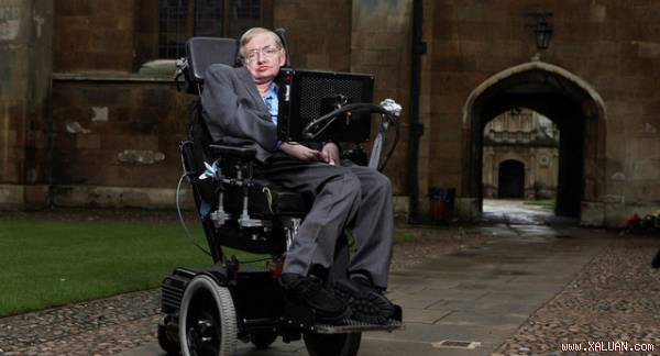 Giáo sư Stephen Hawking đang có kế hoạch bay vào vũ trụ