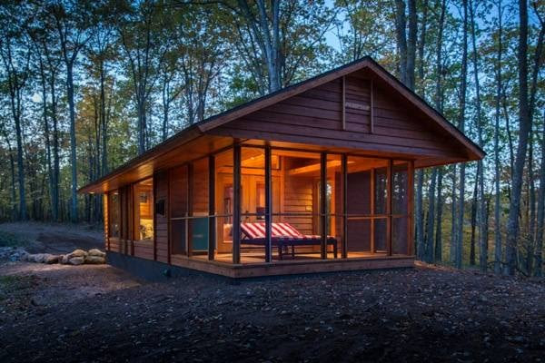 392 Sq. Ft. ESCAPE Cabin