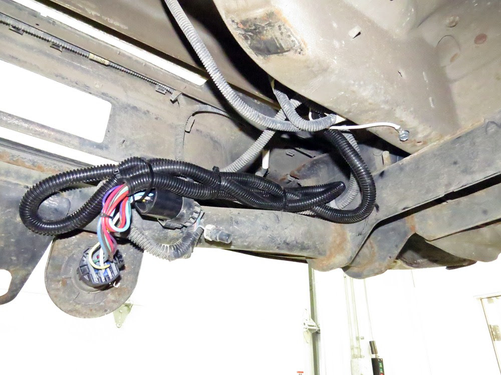 Custom Fit Vehicle Wiring for 2005 Chevrolet Silverado ...
