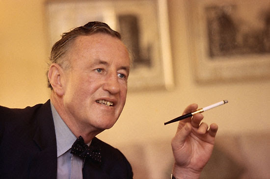 ian fleming effigy