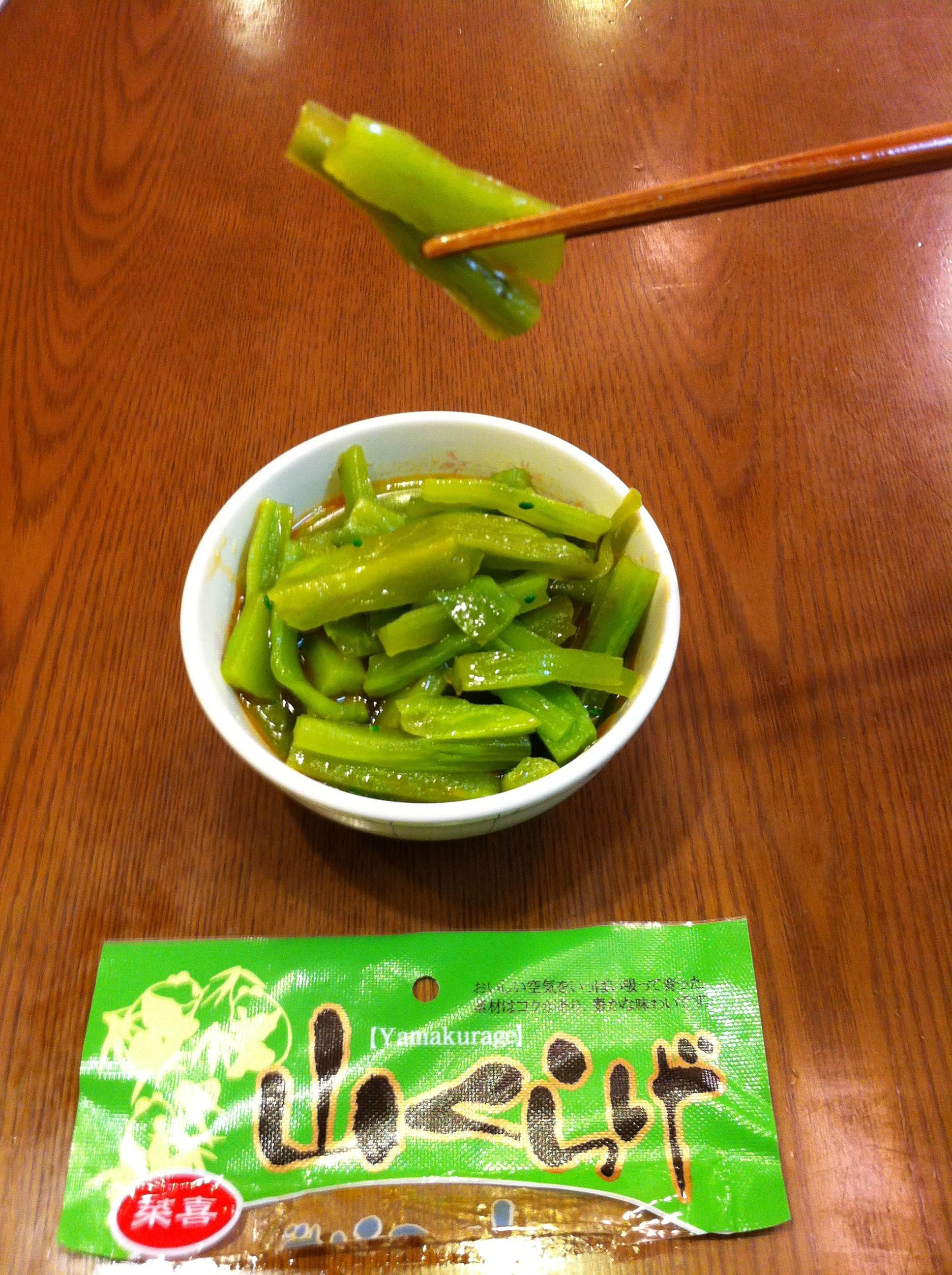 きくらげ 中華くらげ 山くらげ はどう違う 本物のクラゲはコレだ ゆけゆけ小春
