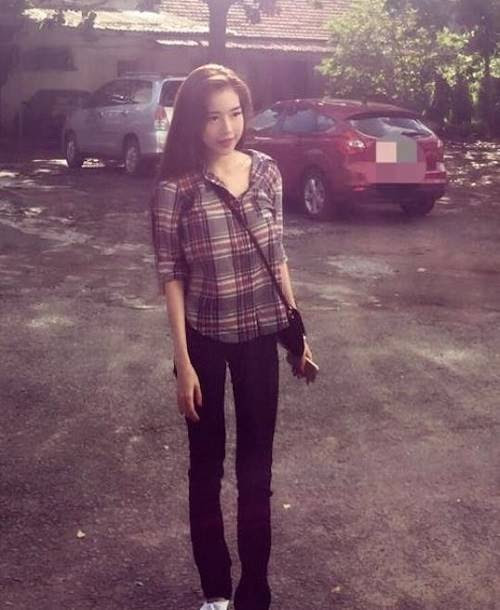 Elly Trần khiến fan ngỡ ngàng với ảnh gái quê thứ thiệt - 10
