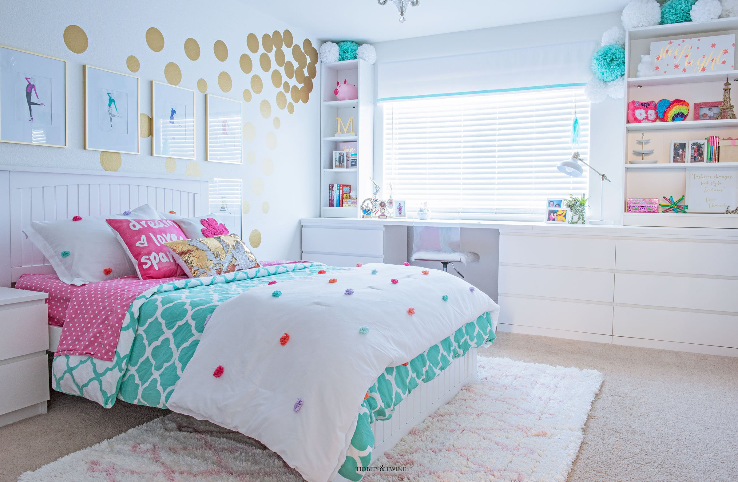 Tween iGirl si Bedroom Makeover REVEAL TIDBITS TWINE Tween iGirl si Bedroom Makeover REVEAL TIDBITS TWINE