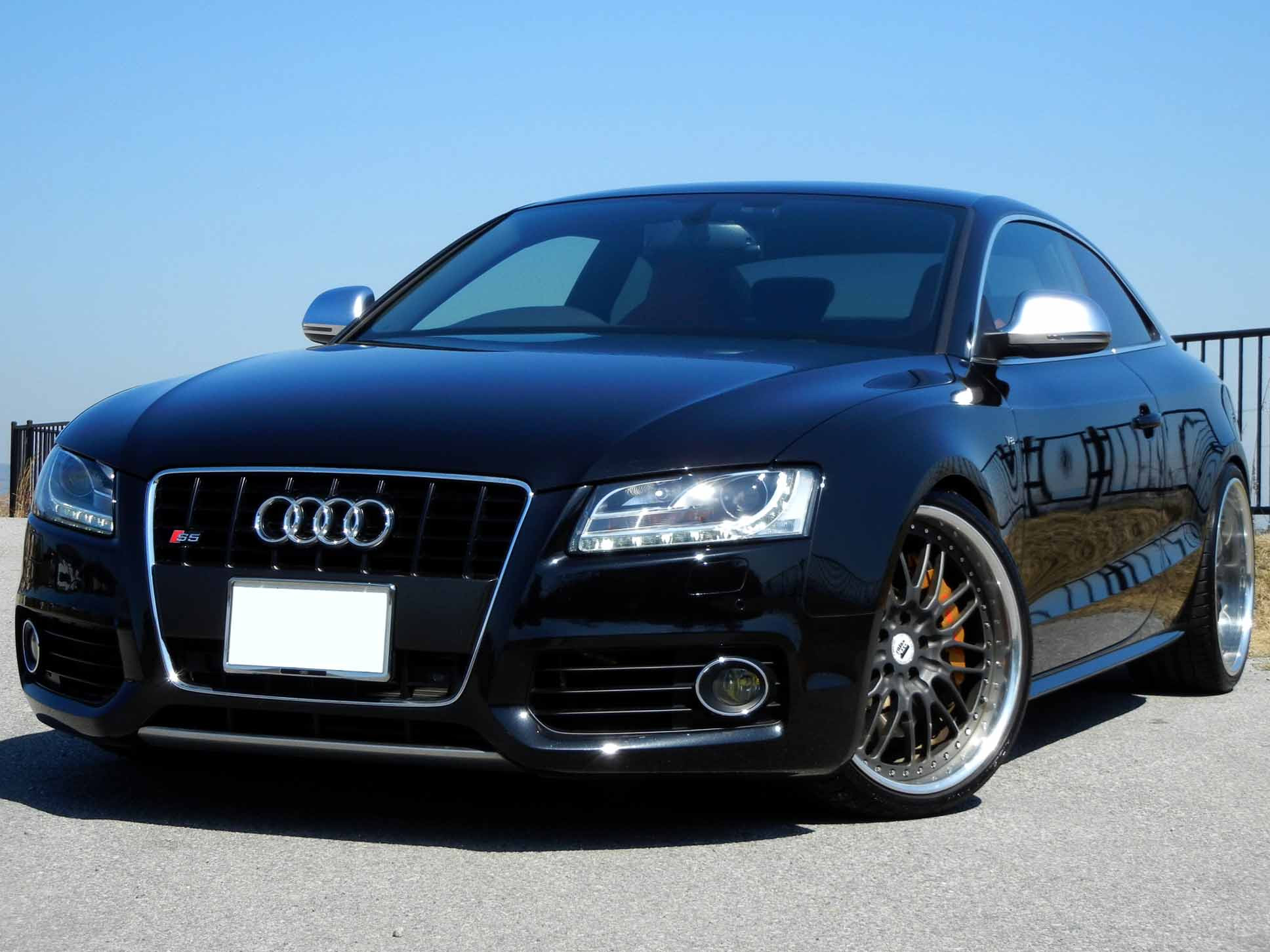 滋賀県中古車 アウディ S5 4 2