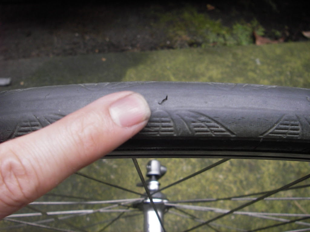 自転車 タイヤ の 寿命