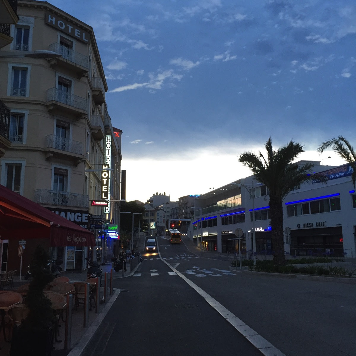 海外cm 映像アーカイブ Galliano S Tvc Review 00 Blog アーカイブ