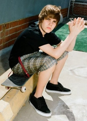justin bieber my world tour 2011 uk. Justin Bieber, 16, announced