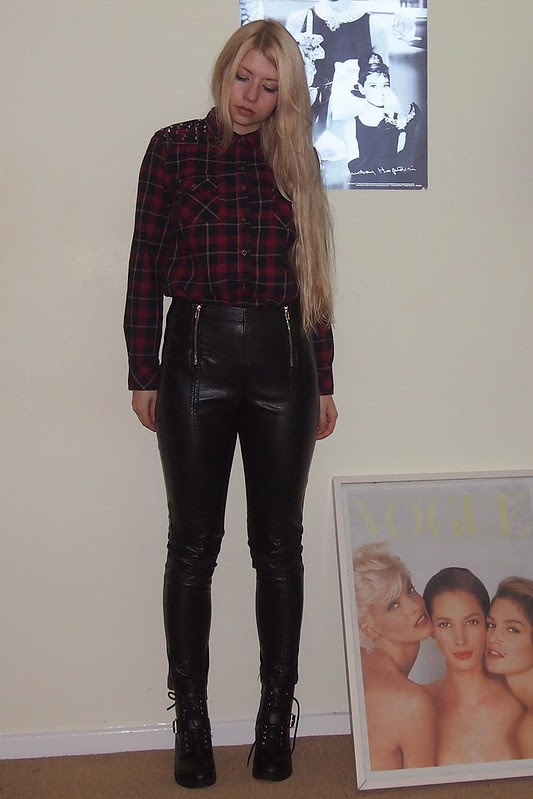 Sam Muses, UK Fashion Blog, London Style Blogger, AW13, Autumn Winter 2013, UK High Street, Leather, Pleather, Faux, PVC, Tartan, Ankle Boots, Studded, Shoulders, Shirt, Forever 21, Boohoo, High Rise Trousers, High Waisted, Styling Ideas, How to Wear