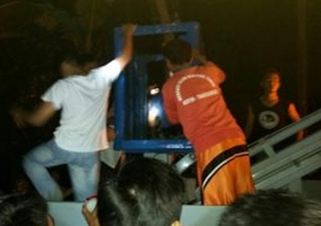 Nekad Panjat Billboard, 2 Remaja di Tanggamus Tersengat Listrik