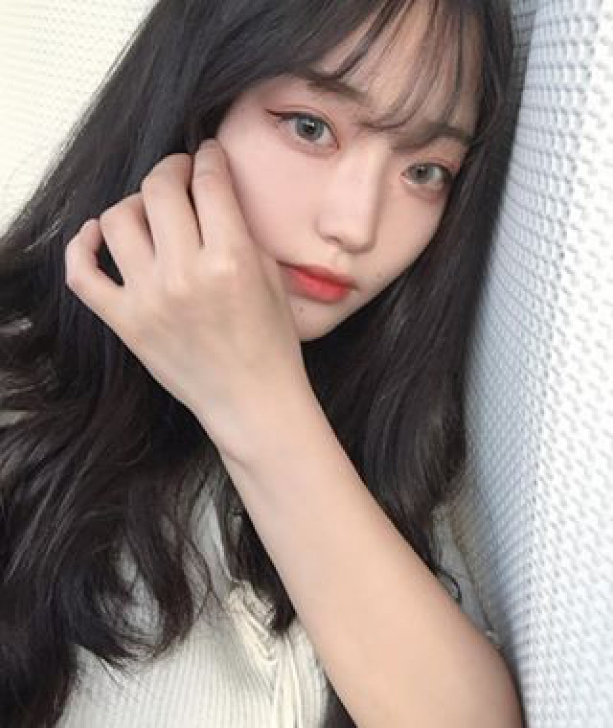 今のコリアンガールはこんなメイクをしているんだって 韓国顔を構成するコスメ3種類 コスメニュース びぃらぼ