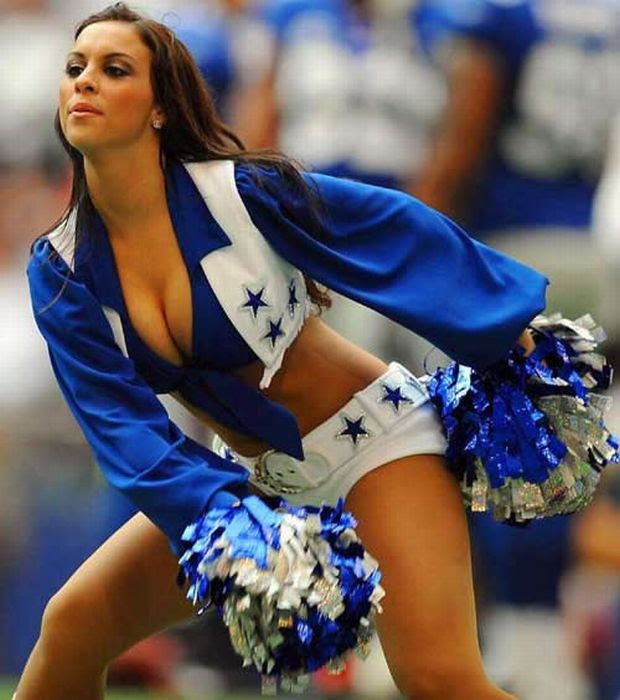 Dallas Cowboys Cheerleaders Are Damn Sexy (26 pics)