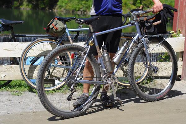 Rawland Cycles, D2R2