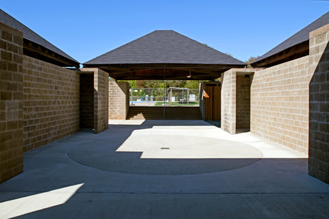 about the Kahn bath house,