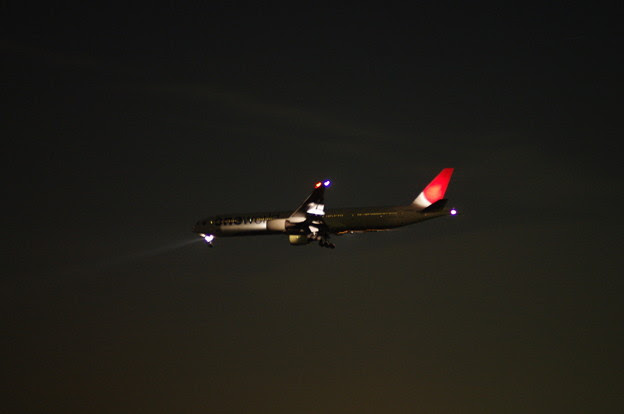 夜に飛んでる飛行機を流し撮り 無理 写真共有サイト フォト蔵
