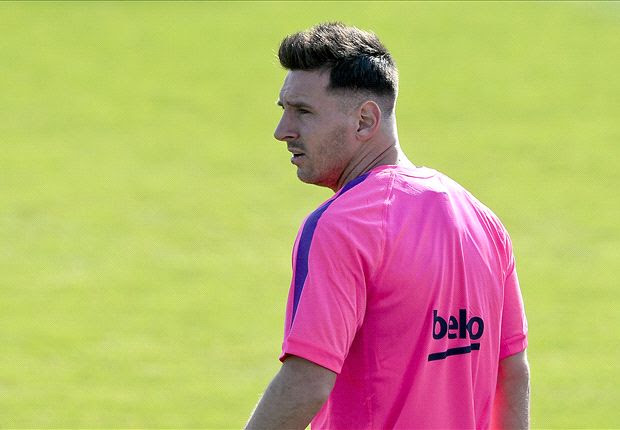 Messi volvió a Barcelona con nuevo look - Goal.com - Goal.com