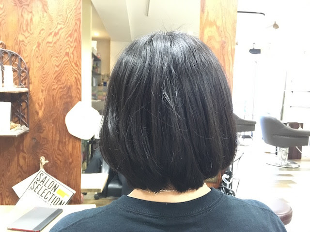 初めてのヘアカラー 黒髪から明るい髪色するにはブリーチは必要なの 退色しない方法はあるの オレヤデバナヤデ 美容師バナのブログ