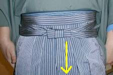 とりあえず着てみよう 袴の付け方 その４