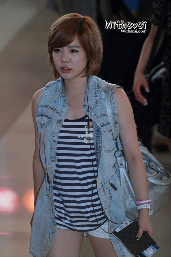SNSD Seohyun Gimpo Airport to Japan