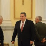Pavlopoulos_Kammenos_Armed_Forces_Chiefs_2