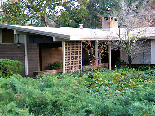 Montecello Park Neighborhood