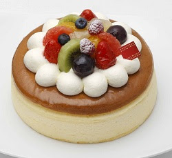 予約限定ケーキ チーズケーキデコレーション 赤い風船
