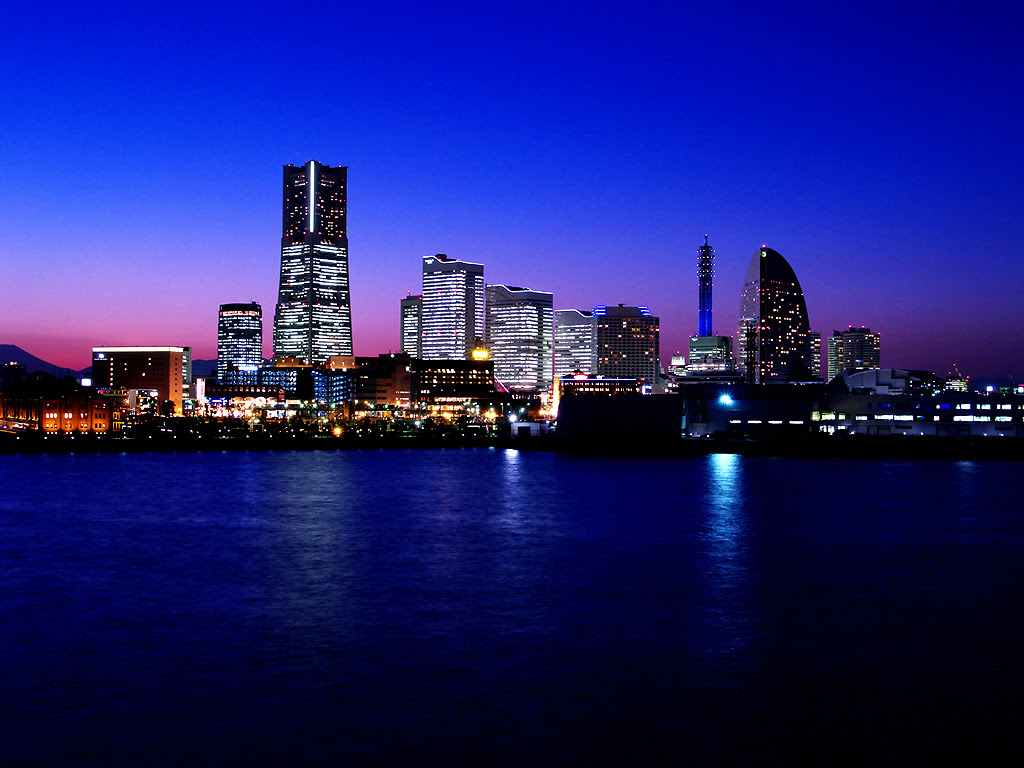 みなとみらい21の壁紙写真23 大桟橋からの夜景 1024 768