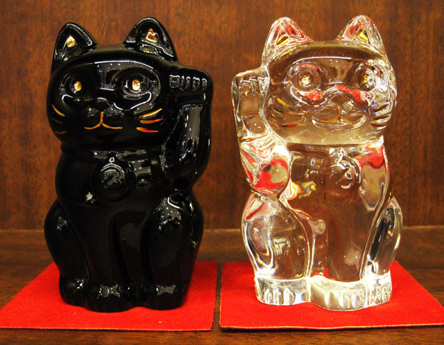 商売繁盛の縁起物と言えば 招き猫 何故 猫だったのか そして招き猫の正しい置き方とは 宮崎市 ブランドショップ エイレベル