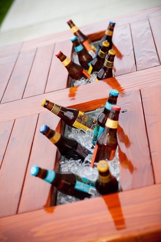 Ana White Patio Table w/Built in Beer/Wine Cooler - DIY 