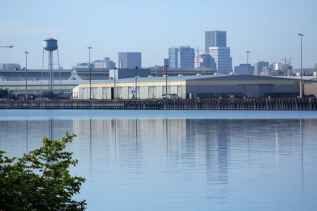 Willamette River at McCarthy Park