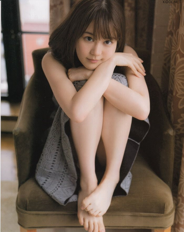 Pb 19 01 22 生田絵梨花写真集 インターミッション X Idol