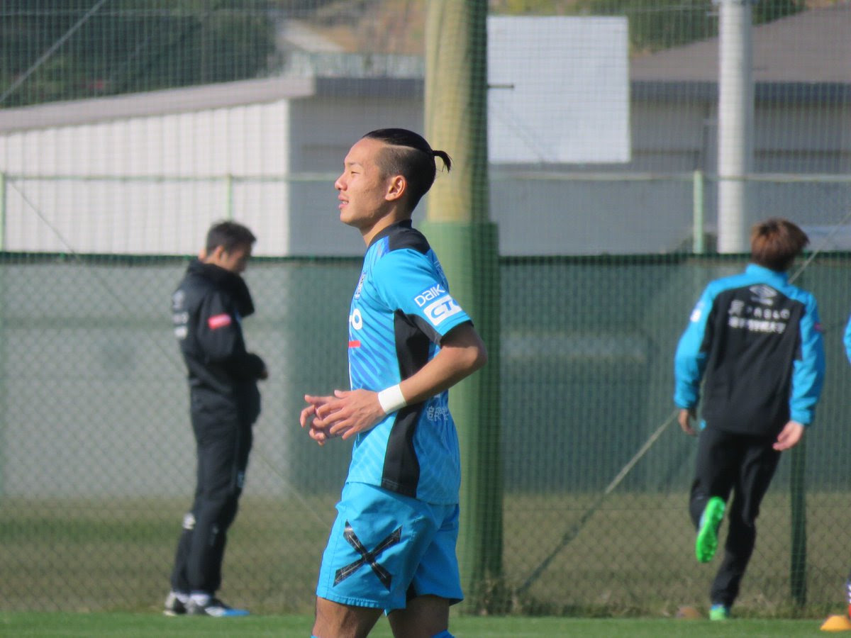 画像 G大阪mf井手口陽介の新髪型が完全に鄭大世で糞ワロタｗｗｗｗｗ サッカーまとめアンテナ サッカーラボアンテナ