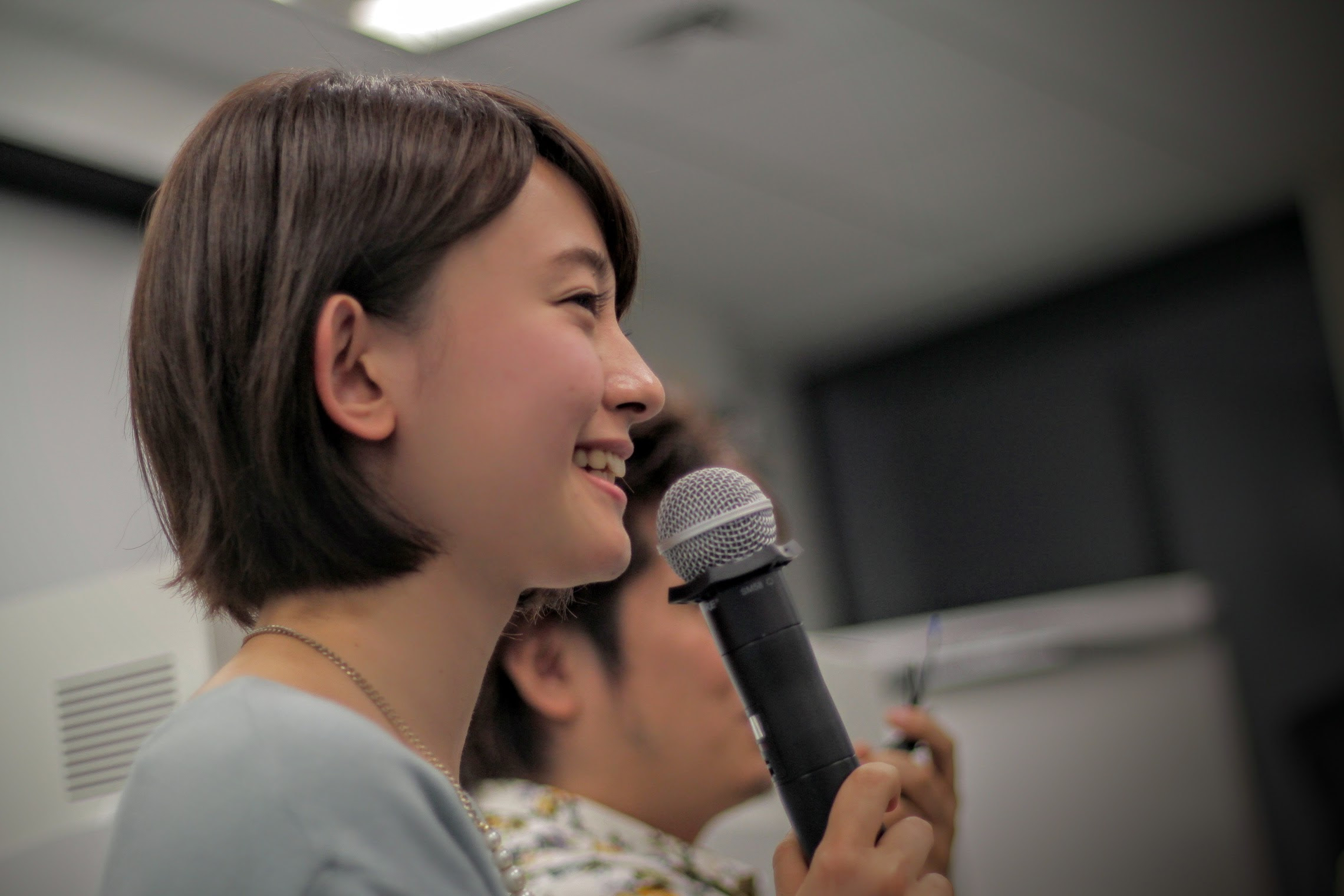 三浦茜さん ずっと笑顔でいられるように 好奇心の赴くままに ネオソフィアン ライブインタビュー Vol 03 上智大学ob会 ネオソフィアン