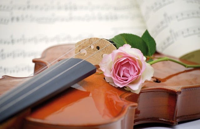 10 Timeless Love Songs That Will Make Your Heart Sing