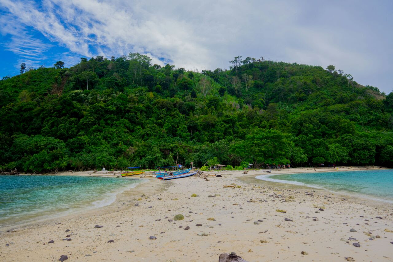 Trip Perdana Backpacker Jakarta Ke Pulau Mengkudu Trip Perdana Backpacker Jakarta Ke Pulau Mengkudu