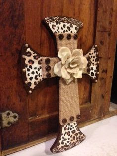 Pin by Staceye Thomas on home decor-crosses | Pinterest