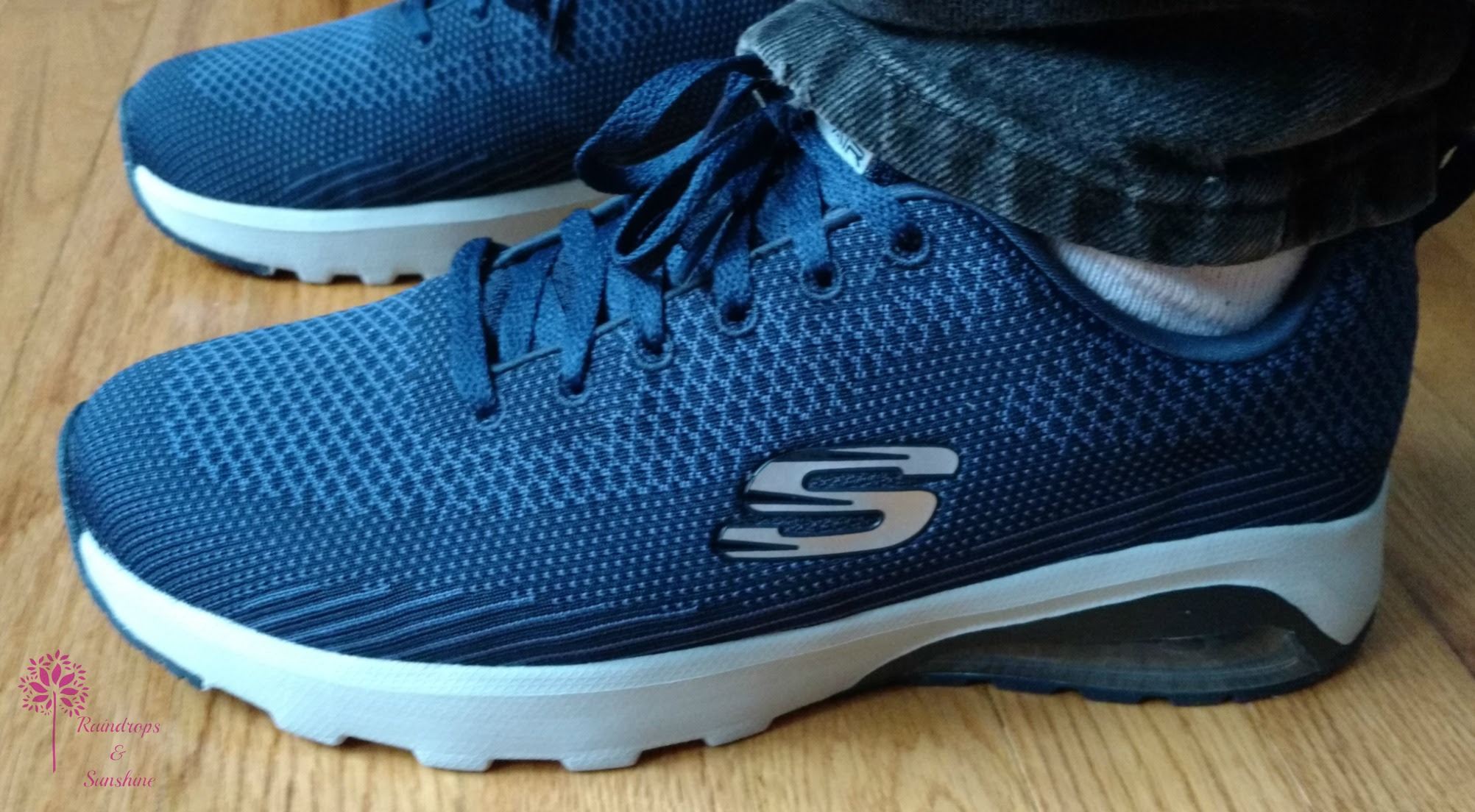 Skechers Air Cooled Memory Foam Tv Commercial Demo Featuring Joe Montana Video