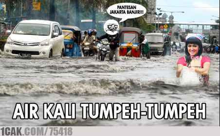 Ngakak !!! 10 Gambar Meme Banjir Jakarta 2017 ini Lucu abis bikin senyum senyum sendiri