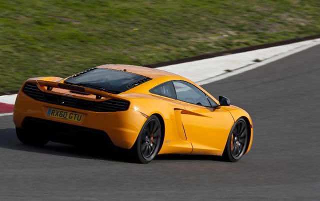 Mobil Super McLaren MP4-12C