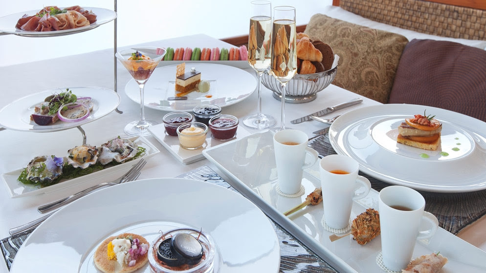 Bali Brunch | The Astor Diamond Champagne Brunch at Kayuputi (St. Regis Bali Resort)