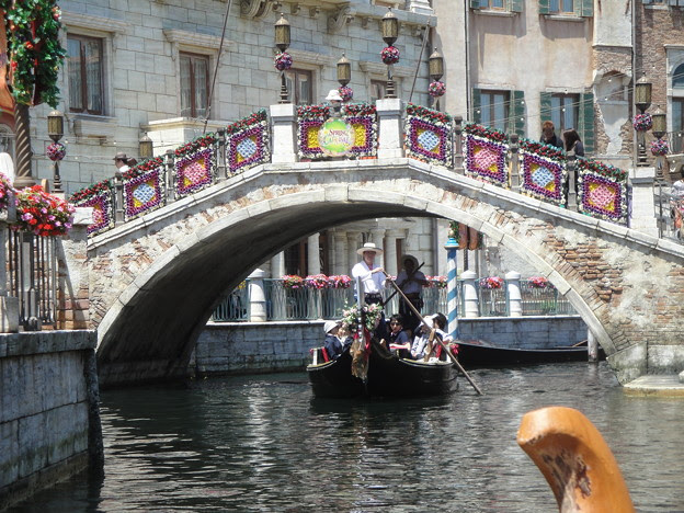 Loud Snoring ハムスター速報 ディズニーシーのアトラクション ヴェネツィアン ゴンドラ で従業員が死亡