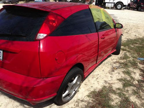 Purchase used Wrecked 2003 Ford Focus SVT Hatchback 3-Door 2.0L in