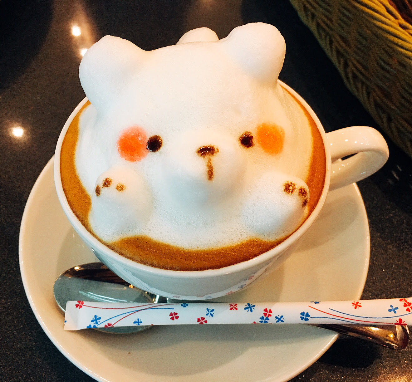 癒しのカフェ巡り 製作部 ｋ スタッフブログ 株式会社 アウル アート 静岡県袋井市の 看板 ロードサイン ウィンドウサイン 屋外広告などのデザイン 整作 施工