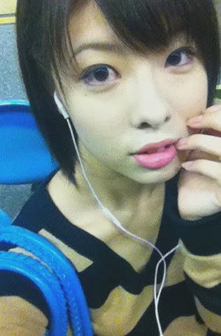 山田益実 公式ブログ 右ひじ左ひじ交互に見て Gree