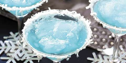 drinks vodka for coconut cup ½ ounces) or rum drinks 1 juice (4 pineapple cup light vodka