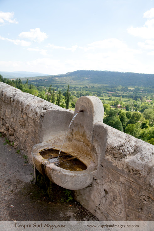 Provencal fountain