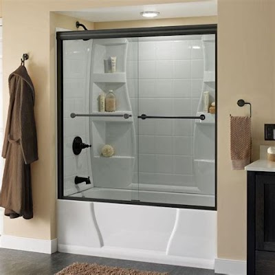Interior Decorating: Incorporating Sliding Bathtub Doors